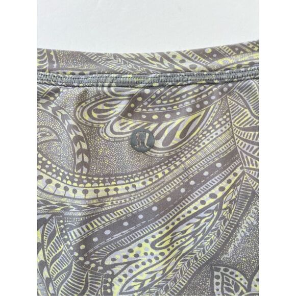 Lululemon Stripe In Stride Short Sleeve In Spirit Multi Mesh Detail Size 8 EUC - Picture 3 of 6